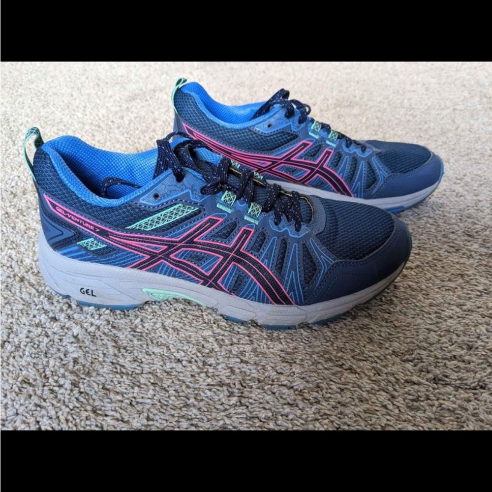Ascis Gel-Venture 7 gel size 8.5 Blue & Pink the picture dull good condition